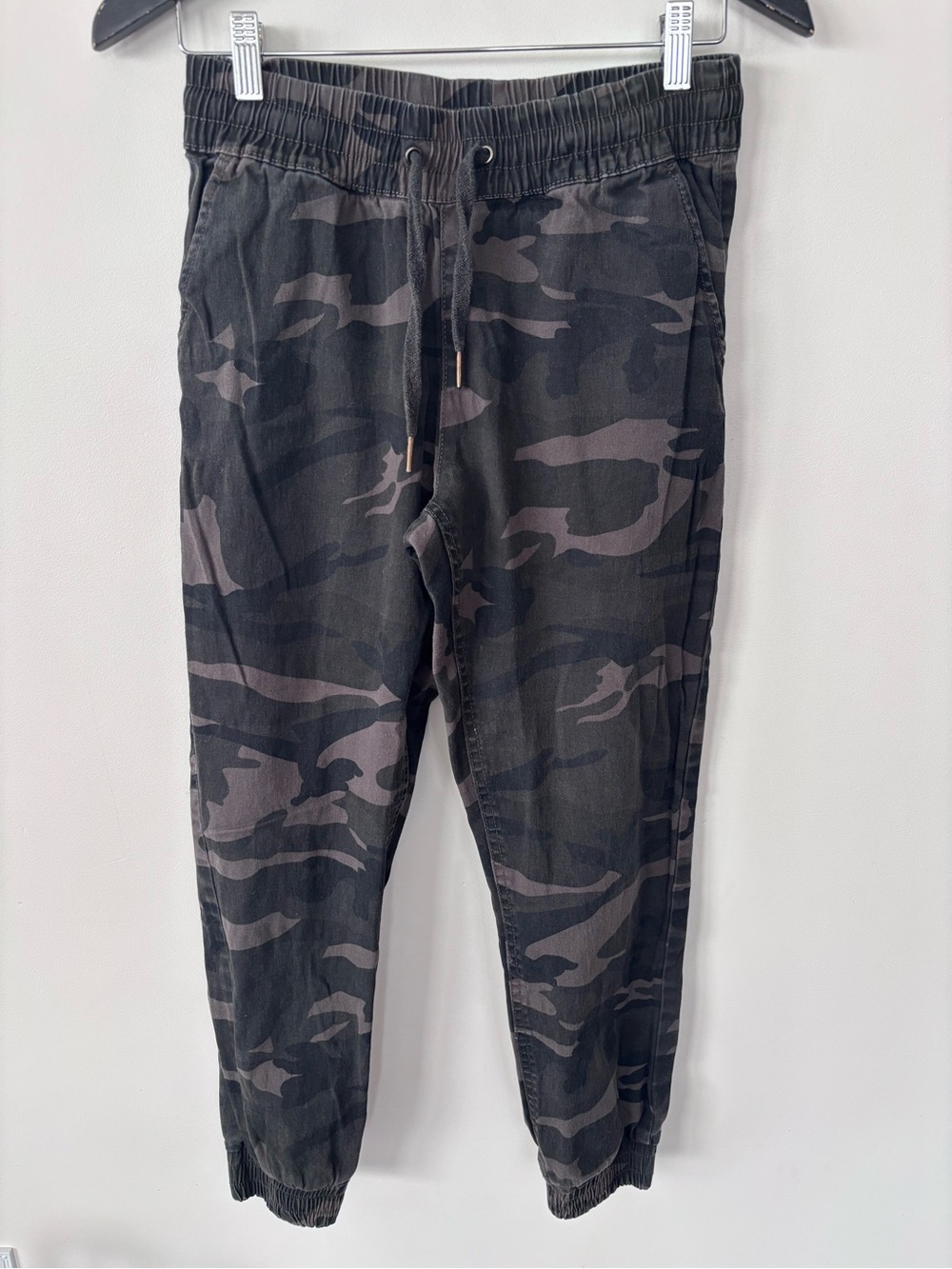 Black & Gray Camo Jogger Pants Sz Small